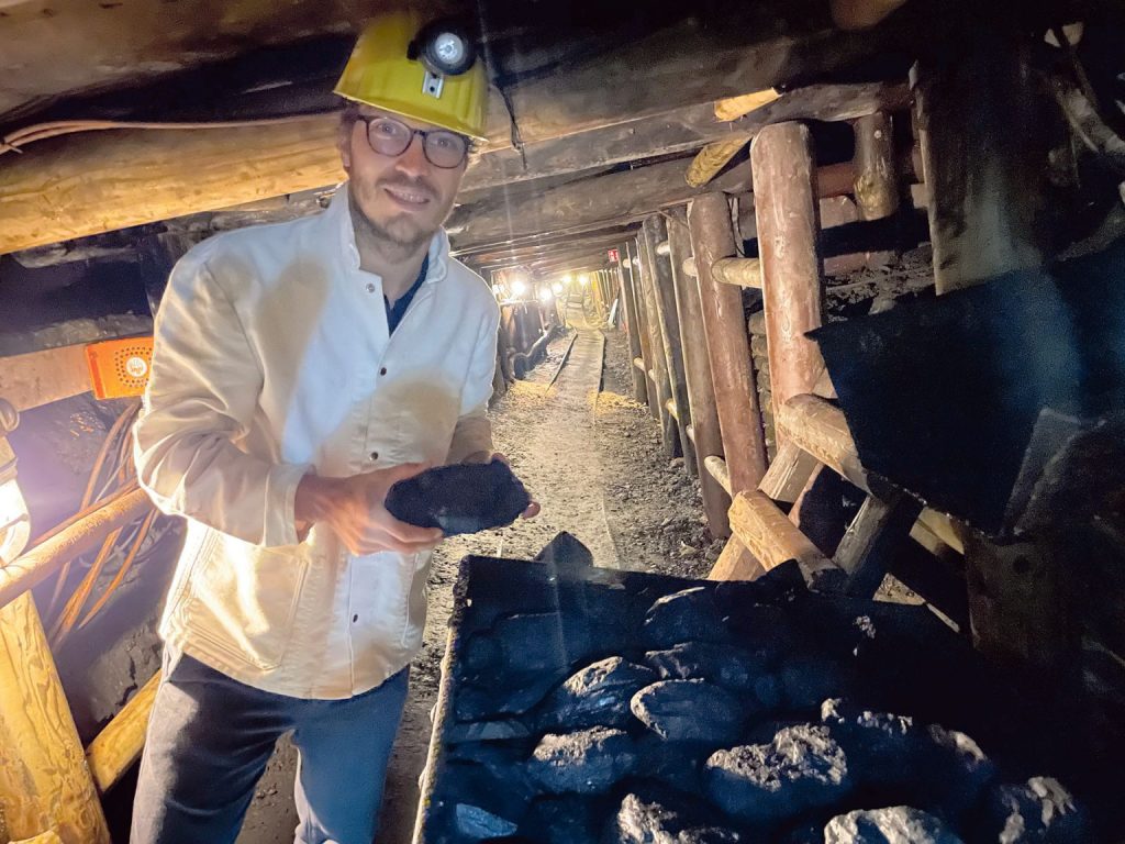 corporAID-Autor Frederik Schäfer unter Tage im deutschen Ruhrgebiet